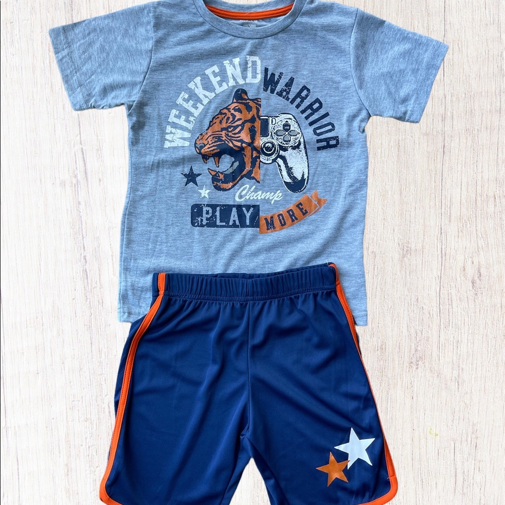 6/7 Boy’s Short Sleeve and Short Pajama Set by Max & Olivia